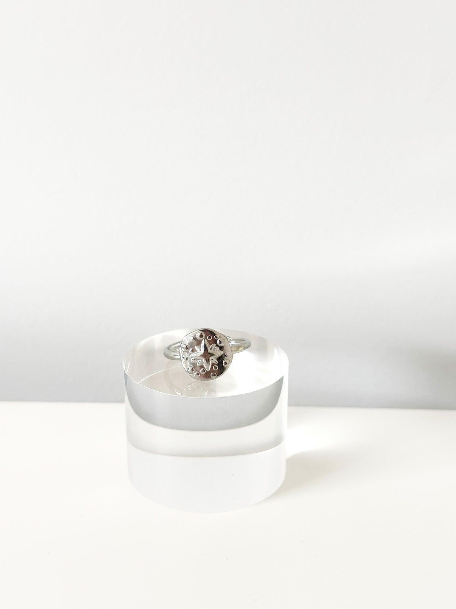 Solar Medallion Ring - Jas | Gold & silver ring - Jas | Perfect On You