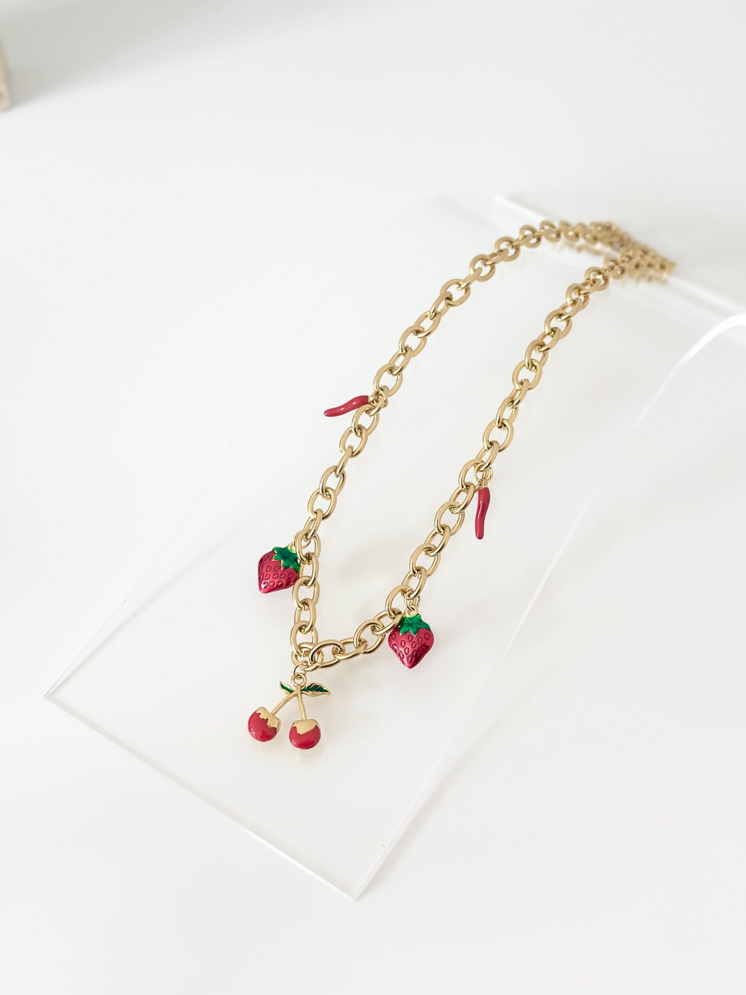 Strawberry Spice Necklace - JAS | Gold necklace - Jas | Perfect On You