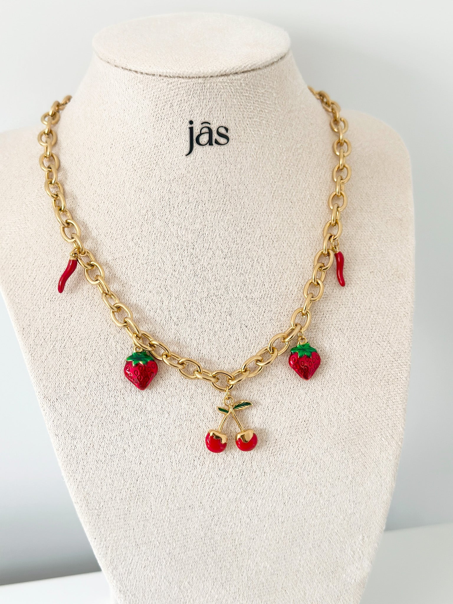 Strawberry Spice Necklace - JAS | Gold necklace - Jas | Perfect On You