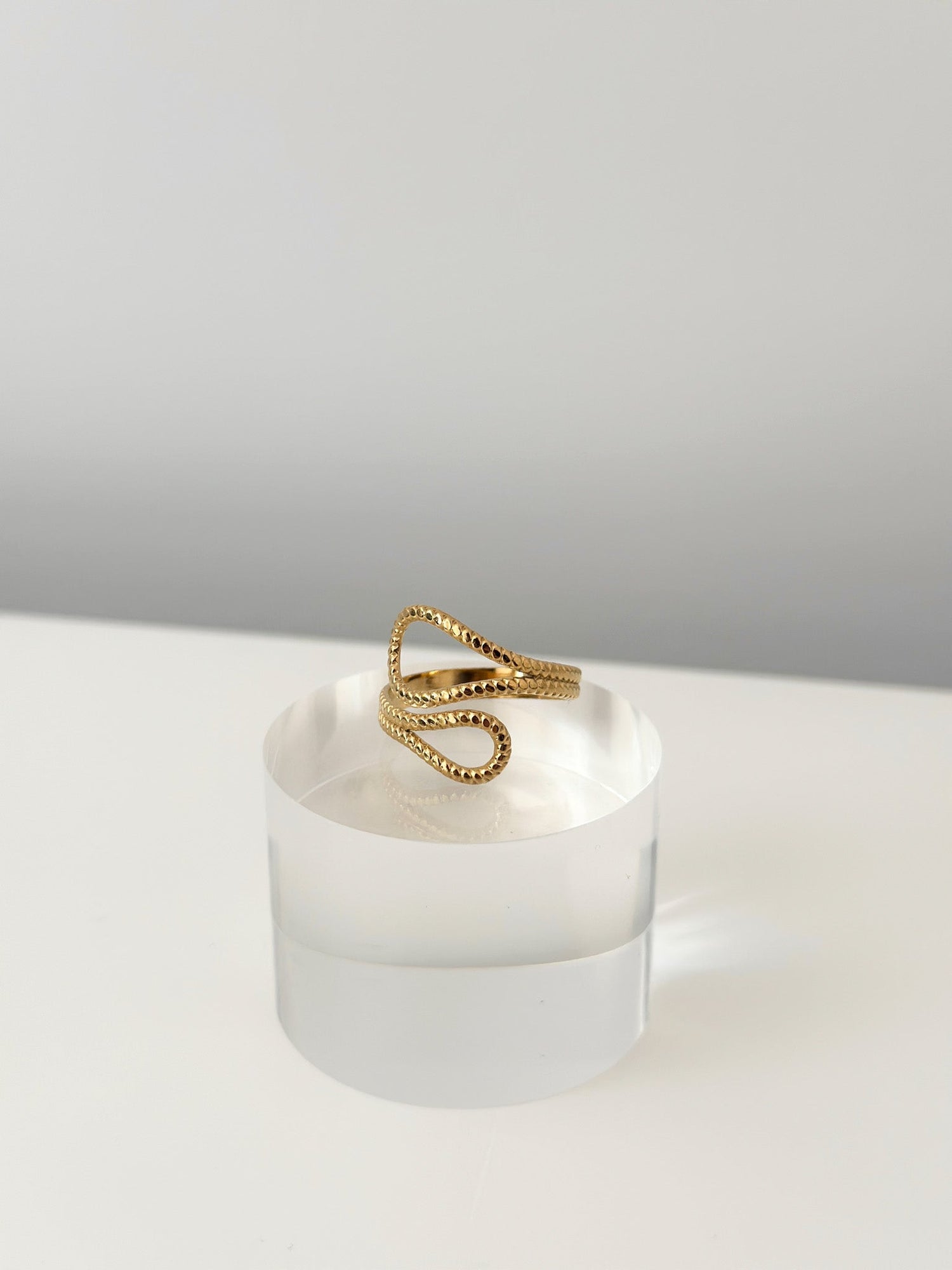 Twined Path Ring - Jas | Gold Ring - Jas | Perfect On You