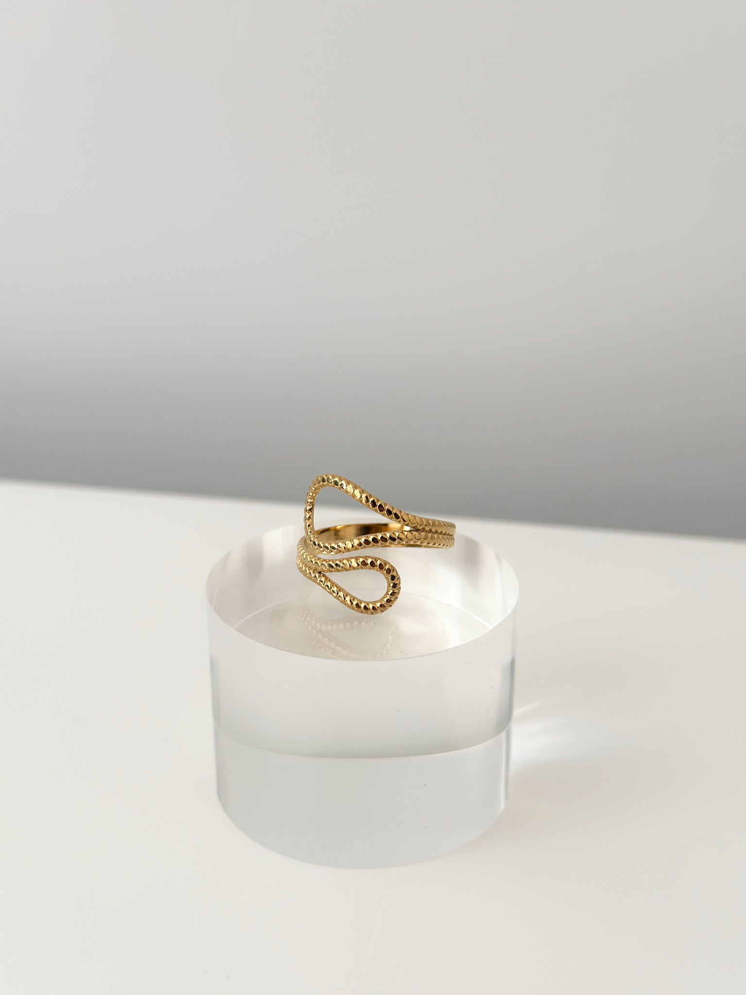 Twined Path Ring - Jas | Gold Ring - Jas | Perfect On You