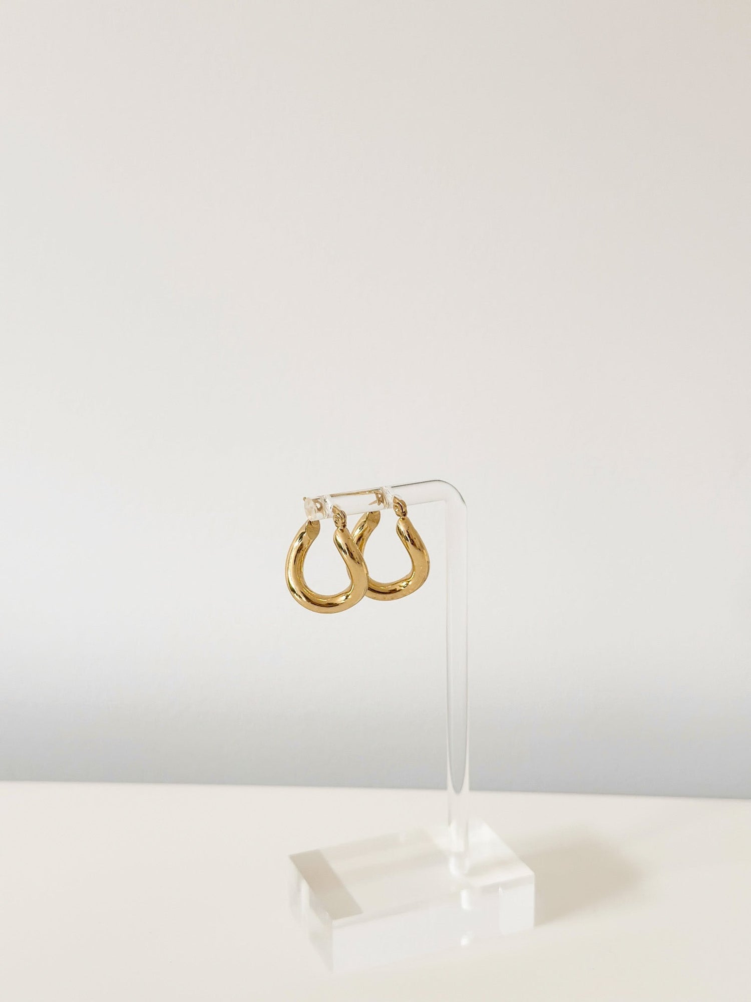 Twist Aura Earrings - Jas | Gold & Silver Earring - Jas | Perfect On You