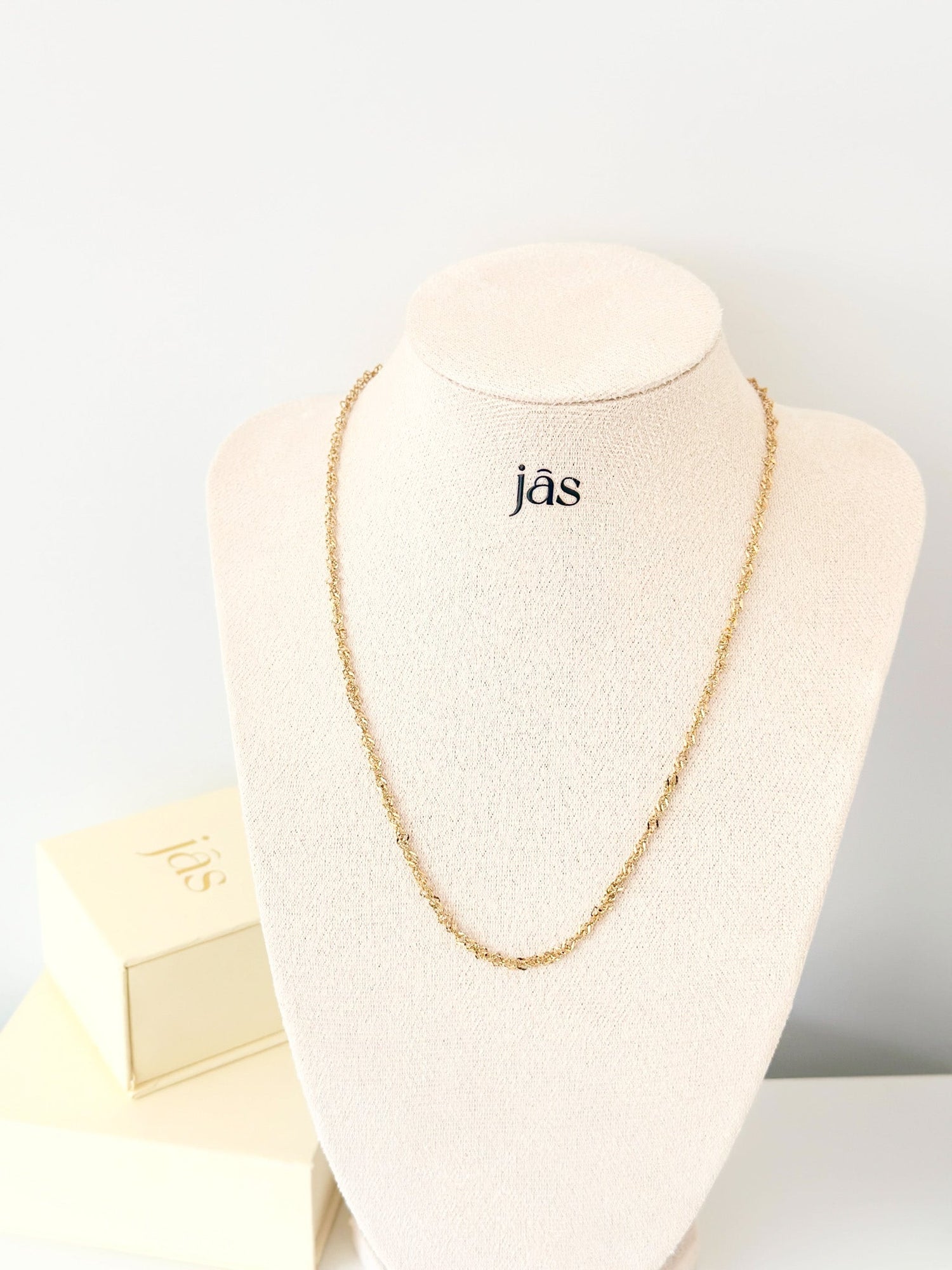 Twist Chain Necklace - Jas | Gold & silver necklace - Jas | Perfect On You