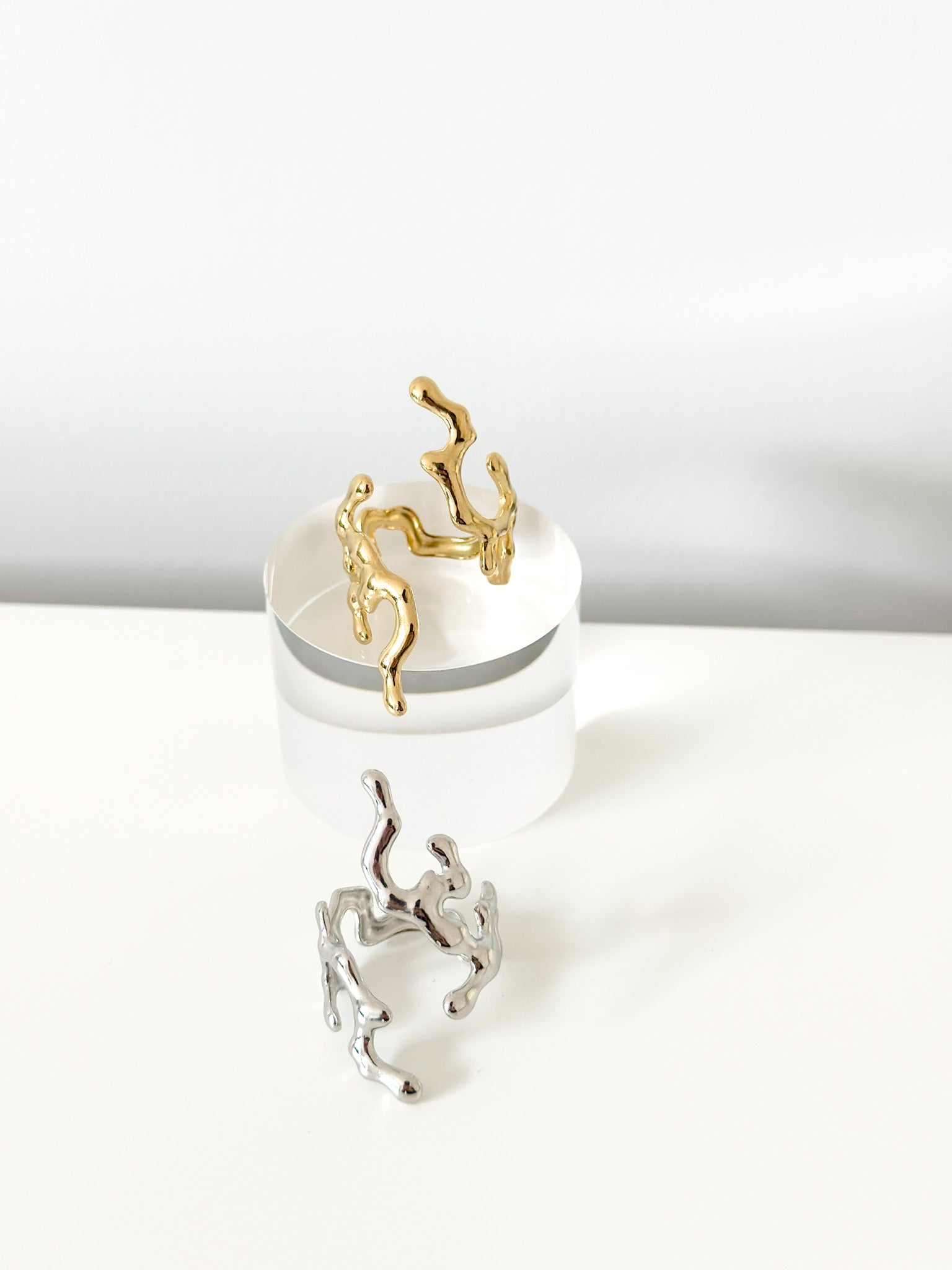 Wave Rhythm Ring - Jas | Gold & silver ring - Jas | Perfect On You