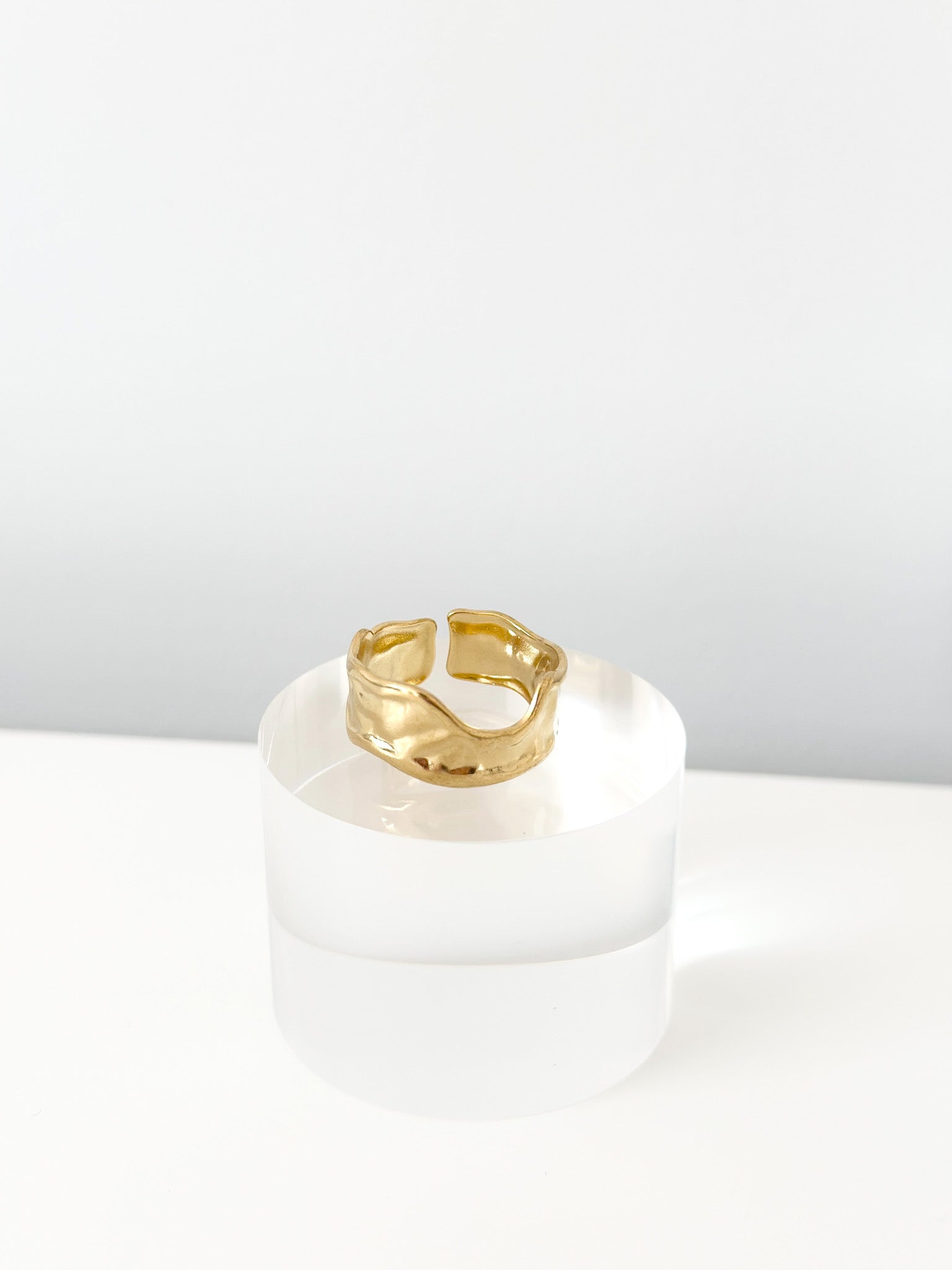 Wave Whisper Ring - Jas | Gold & silver ring - Jas | Perfect On You