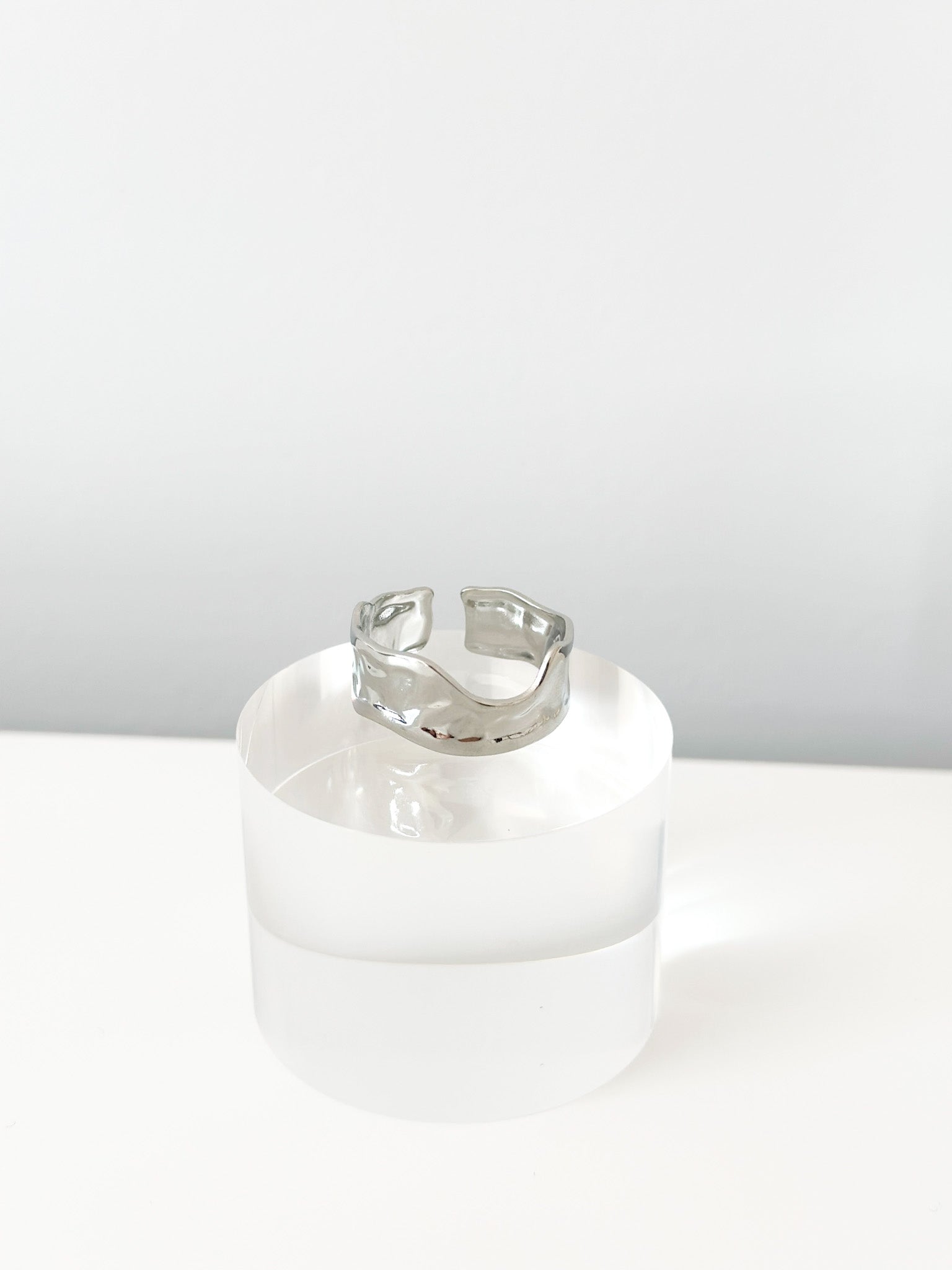 Wave Whisper Ring - Jas | Gold & silver ring - Jas | Perfect On You